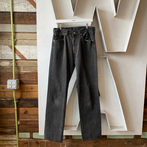 90’s Levi’s 501 - 31” x 34”