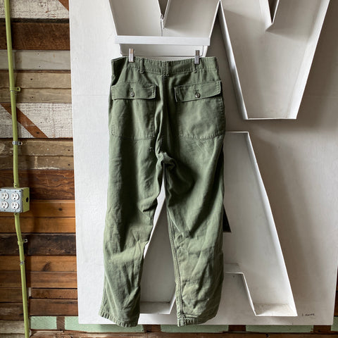 60's OG 107 - 33” x 29”