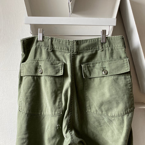 60's OG 107 - 33” x 29”