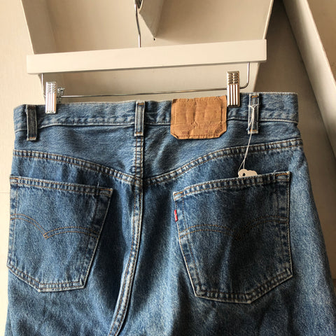 Levi’s 501 - 32” x 30”