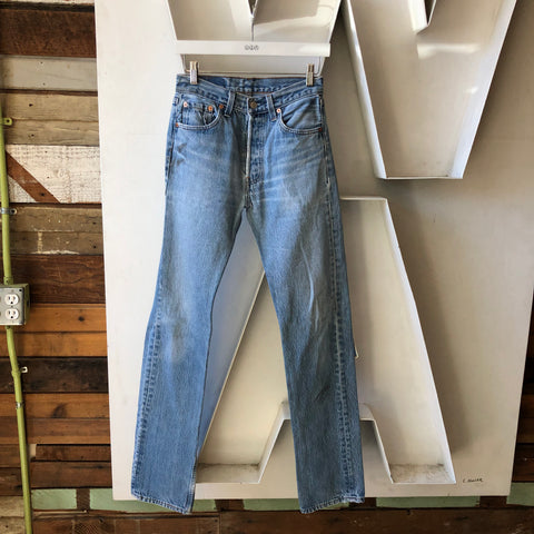 90’s Levi’s 501 - 27” x 34”