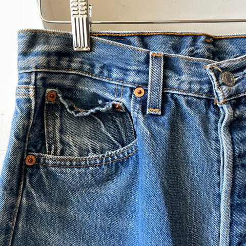 90’s Levi’s 501 - 30" x 33"