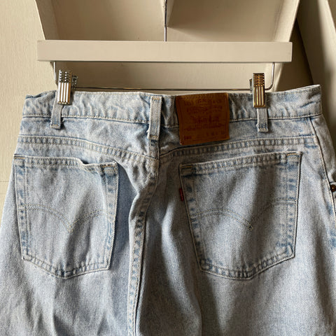 90’s Levi’s Light Wash 560 - 34” x 30”