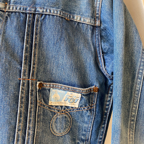 60's Montgomery Ward 101 - Medium