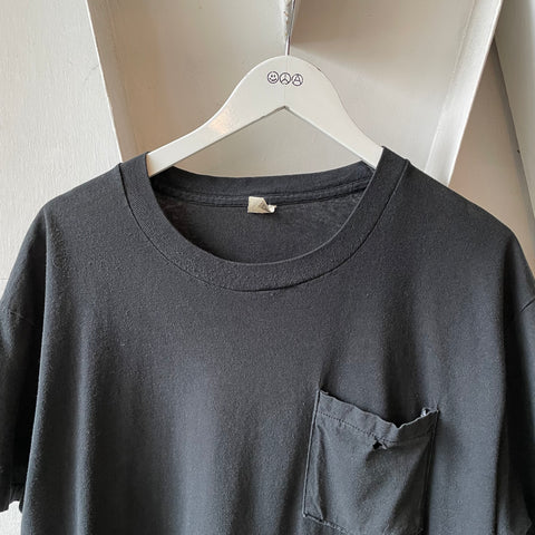 90’s Black Pocket Tee - Large