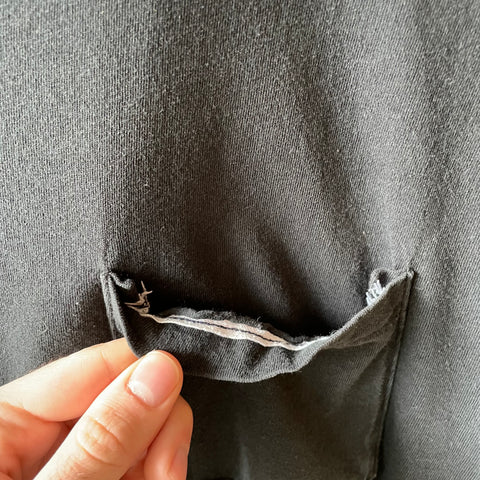 90’s Black Pocket Tee - Large