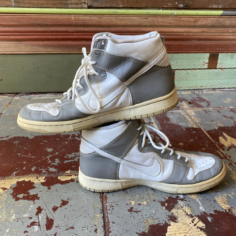 '02 Nike Dunks - M’s 9.5