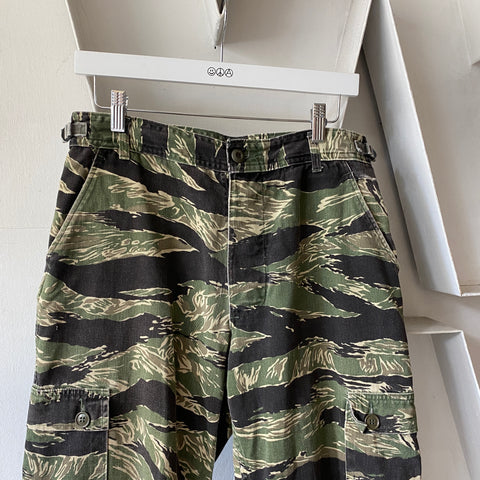 90's Tiger Stripe Cargos - 31” x 31.5”