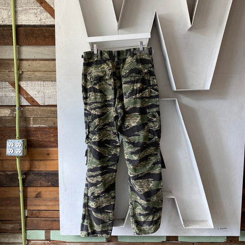 90's Tiger Stripe Cargos - 31” x 31.5”