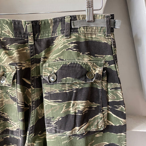 90's Tiger Stripe Cargos - 31” x 31.5”
