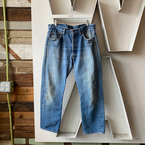 80’s Levi’s 501 - 34” x 27”