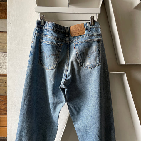 90’s Levi’s 550 - 32” x 32”