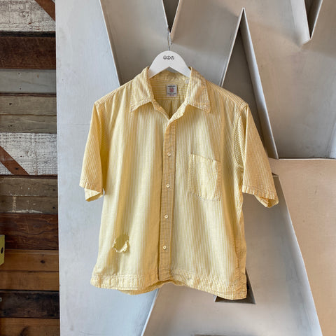 70's Arrow Button Up - Large