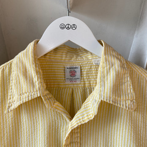 70's Arrow Button Up - Large