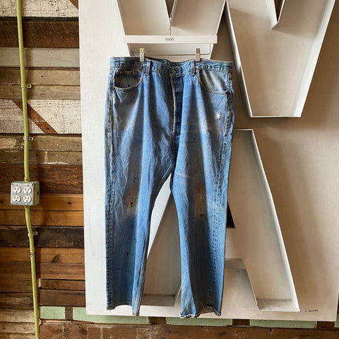 90's Levi’s 501 - 40” x 29”