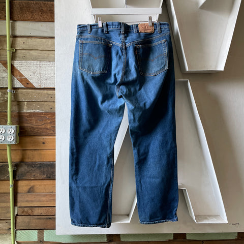 90’s Levi’s 501 - 36” x 29”