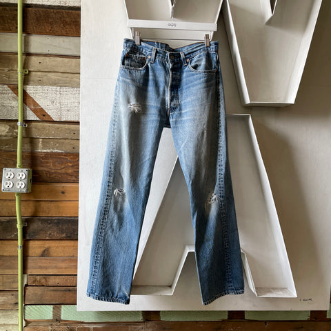 90’s Levi’s 501 - 32” x 30”