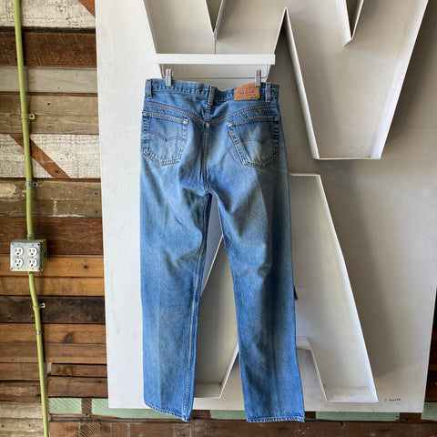 80’s Levi’s 501 - 33” x 33”