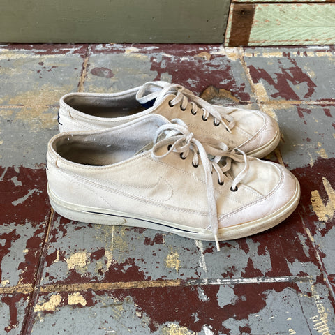 90’s Nike Tennis Shoes - M's 10.5 W's 12