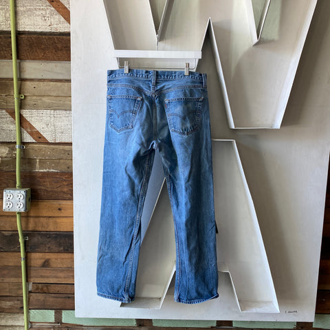 90's Levis 501 - 33” x 29”
