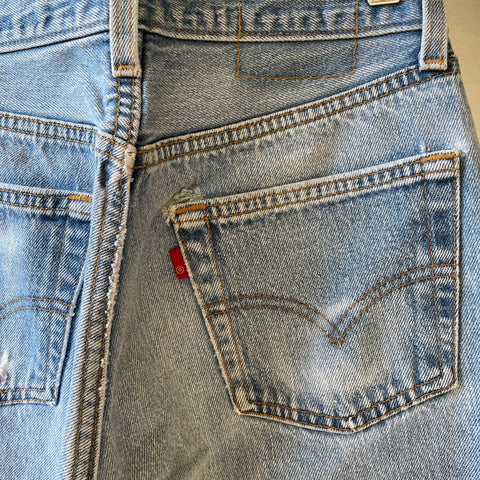 90’s Faded Levi’s - 27” x 33”