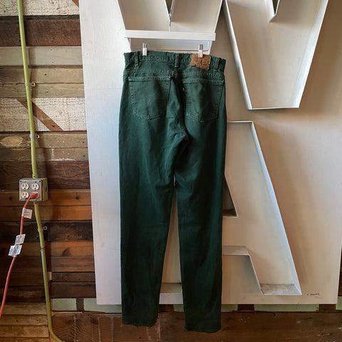 80’s Green Levi’s 550 - 30" x 35"