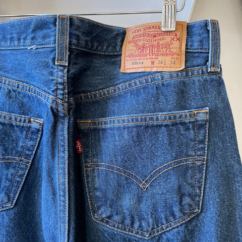 90’s Levi’s 501 - 30.5” x 29.5”