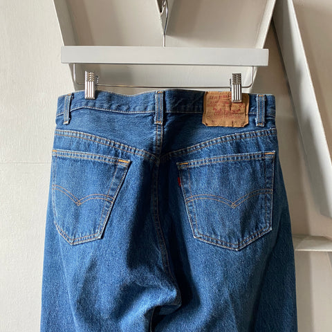 80’s Levi’s 501 - 32” x 30”