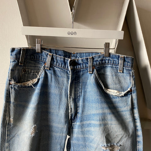 80’s Levi’s 501 - 35” x 25”