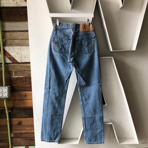 90’s Levi’s 501 - 26” x 31”