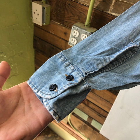 70's Levi’s Chambray - Medium