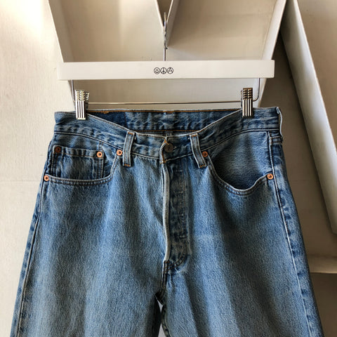 90's Levi’s 501 - 30” x 30”