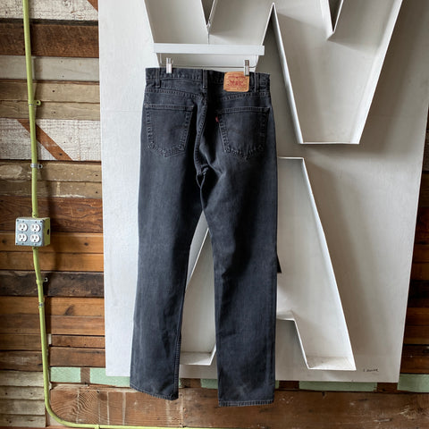 90's Levi’s 505 - 33” x 35”