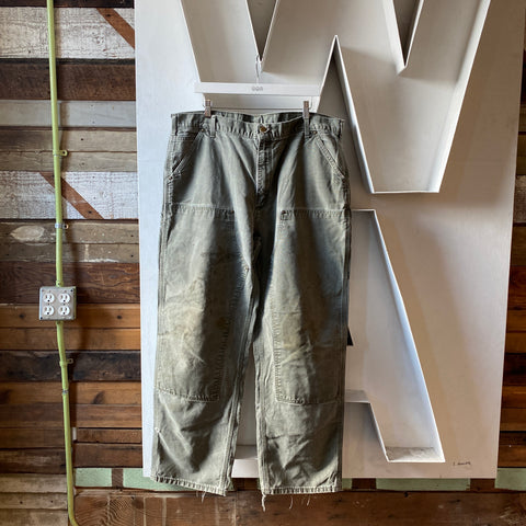 90’s Carhartt Pants - 40” x 31”
