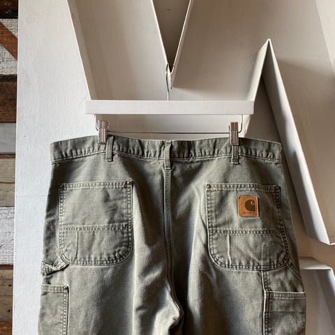 90’s Carhartt Pants - 40” x 31”
