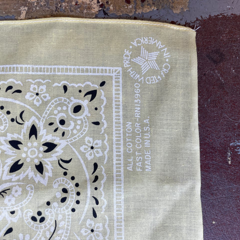 90’s Yellow Pastel Bandana - OS