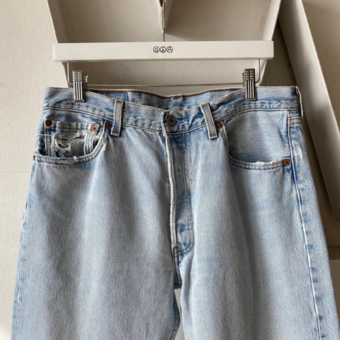 90's Levi’s 501 - 33” x 29”