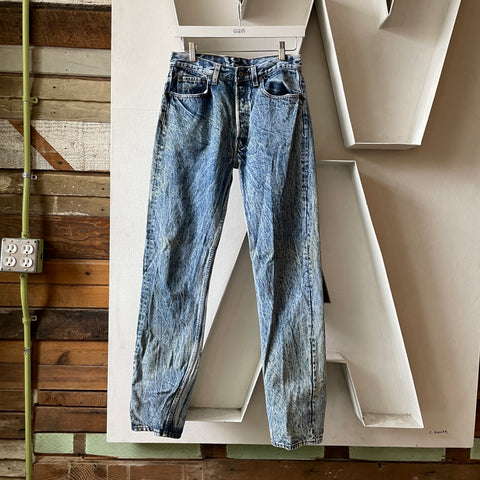 90’s Acid Washed Levi’s - 28” x 32”