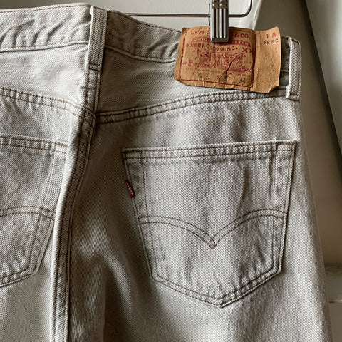 90’s Grey Levi’s 501 - 31” x 32”