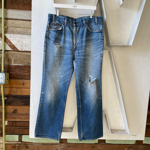 80’s Levi’s Orange Tab 517 - 35” x 29”