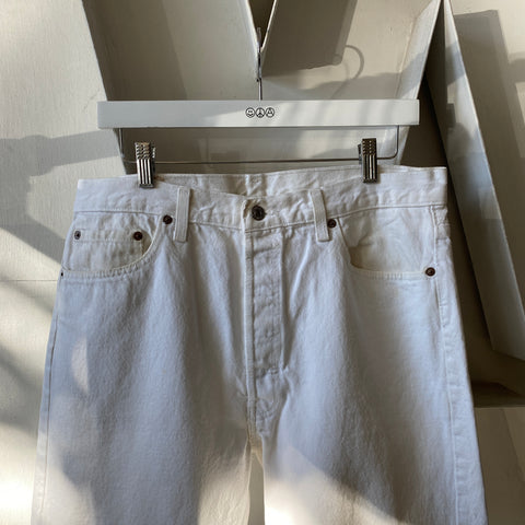 90's White Levi’s 501 - 34” x 29”