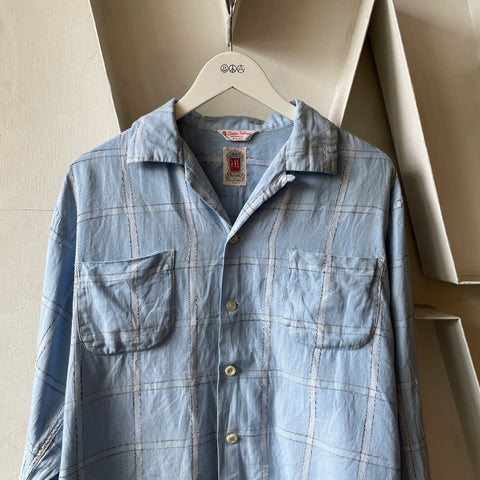 70’s Faded Blue Boxy Loop Collar - Medium