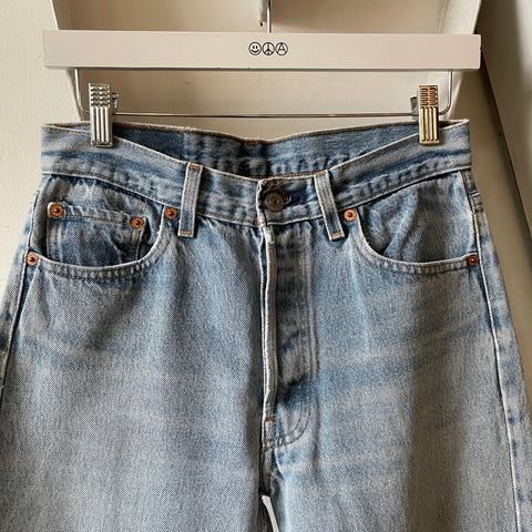 90’s Levi’s 501 - 28” x 27.5”