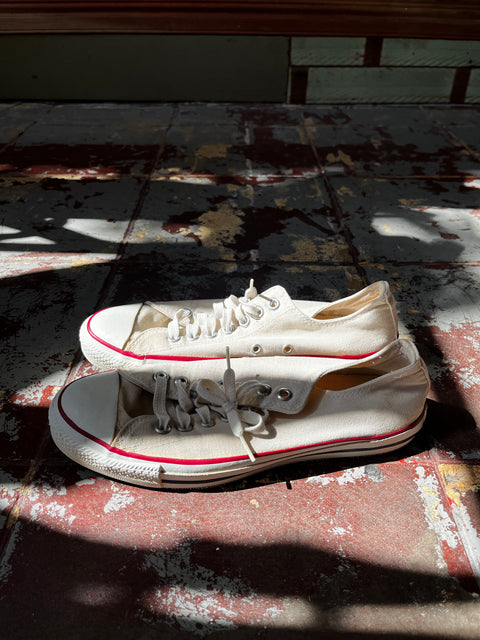 90’s Converse Lows - M's 8.5 W's 10