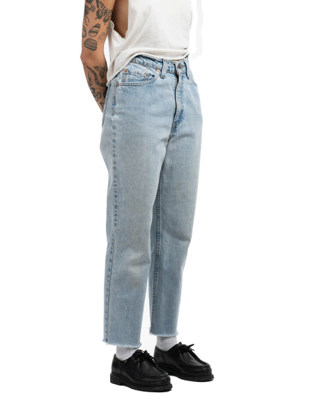 90's Levi's Tapered Denim - 26" x 25"