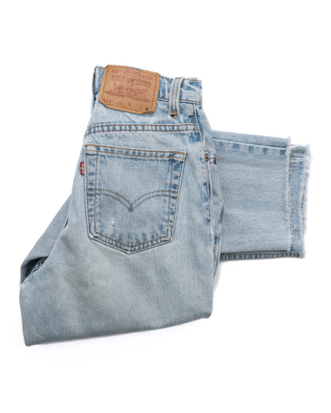 90's Levi's Tapered Denim - 26" x 25"