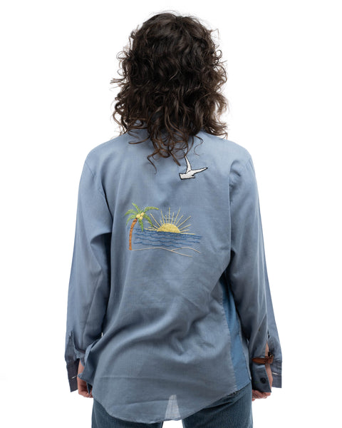 70’s Embroidered Chambray - Medium