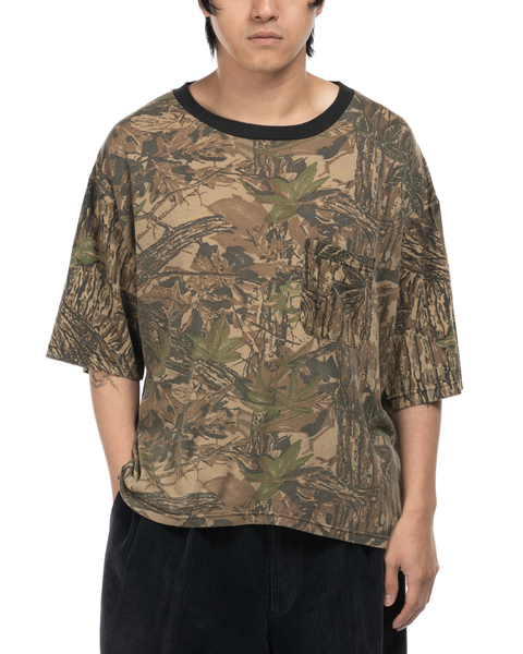 1990s Boxy Realtree Camo Tee