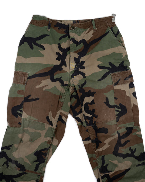 80's Woodland Camo Cargos - 33" x 28"