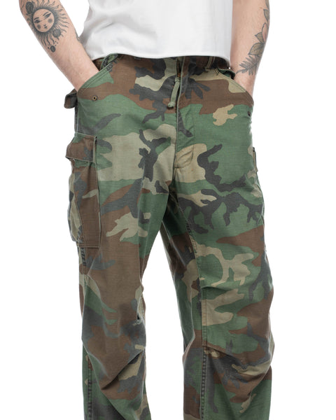 80's Woodland Camo Cargos - 30 - 25" x 28"